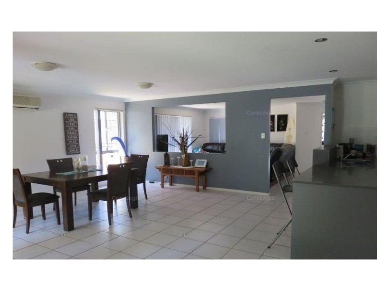18 Shaw Place, Redland Bay QLD 4165