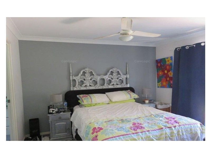 18 Shaw Place, Redland Bay QLD 4165