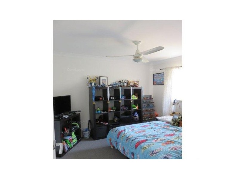 18 Shaw Place, Redland Bay QLD 4165