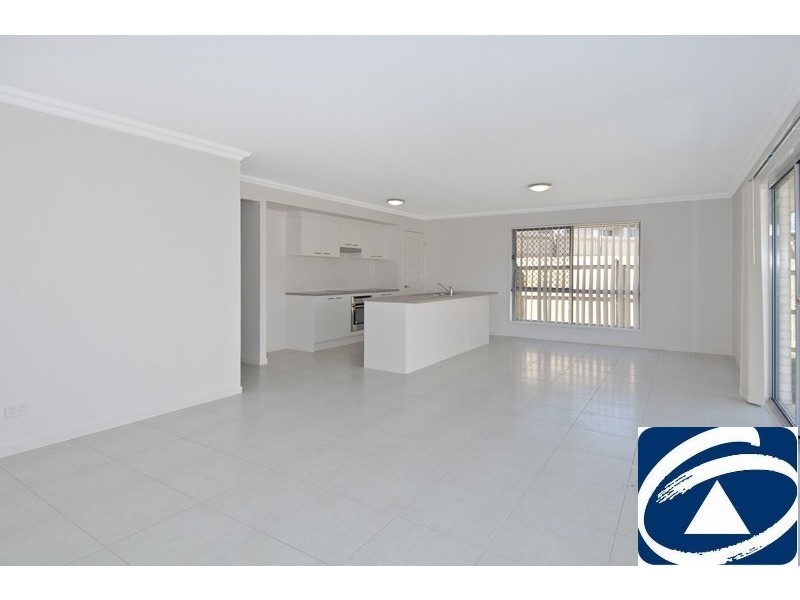 11 Richmond Crescent, Waterford QLD 4133