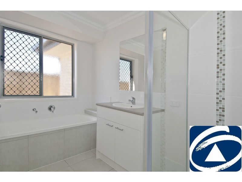 11 Richmond Crescent, Waterford QLD 4133