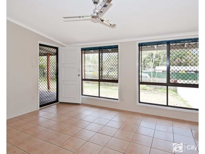 3 Pembroke Road, Bethania QLD 4205