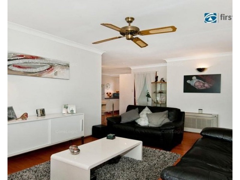 31/19-23 Ben Lexcen Court, Mount Warren Park QLD 4207