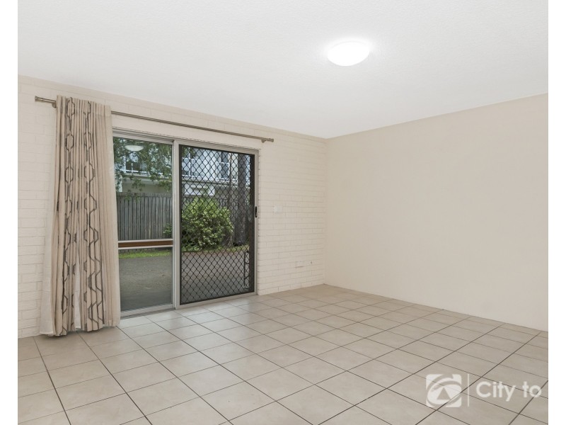 2/51 Alamein Street, Beenleigh QLD 4207