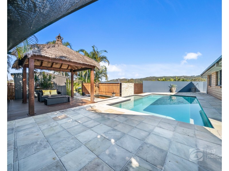 18 Lennon Drive, Windaroo QLD 4207
