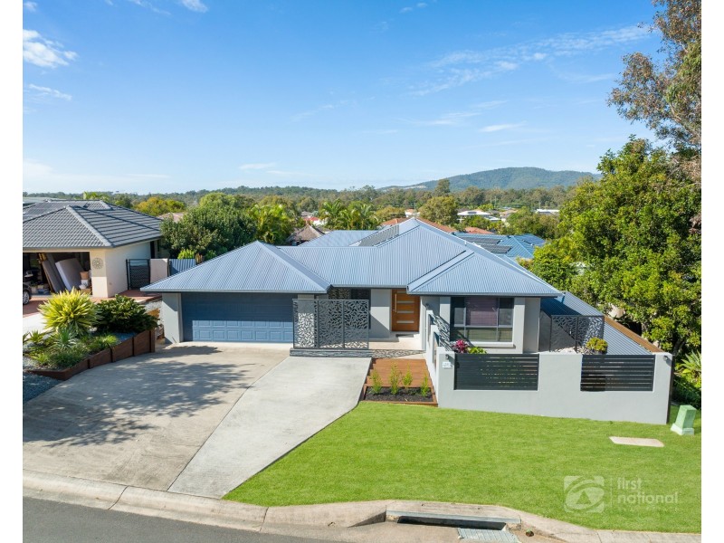 18 Lennon Drive, Windaroo QLD 4207