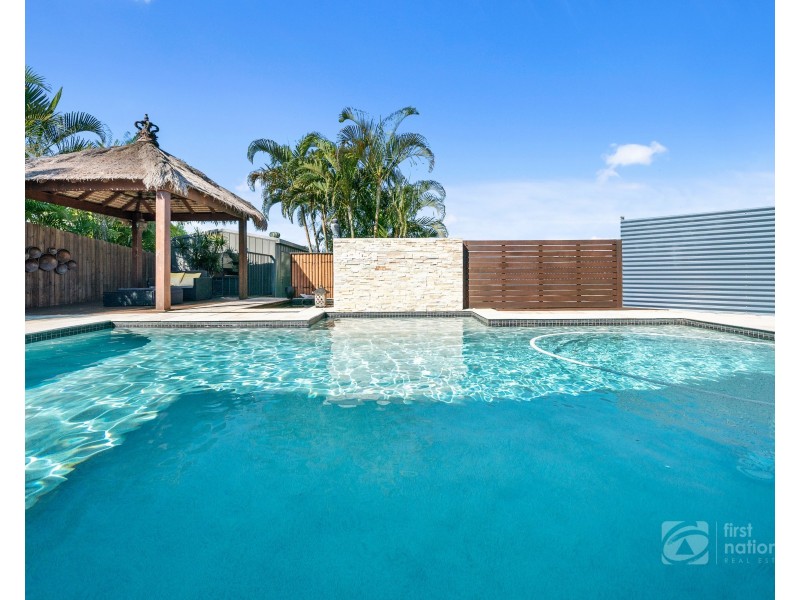 18 Lennon Drive, Windaroo QLD 4207