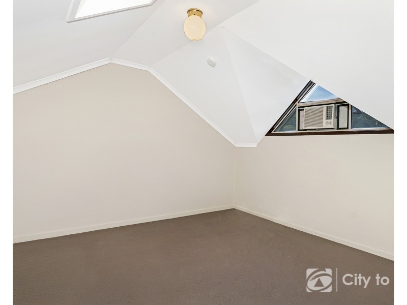 16/9 Quinton Court, Mount Warren Park QLD 4207