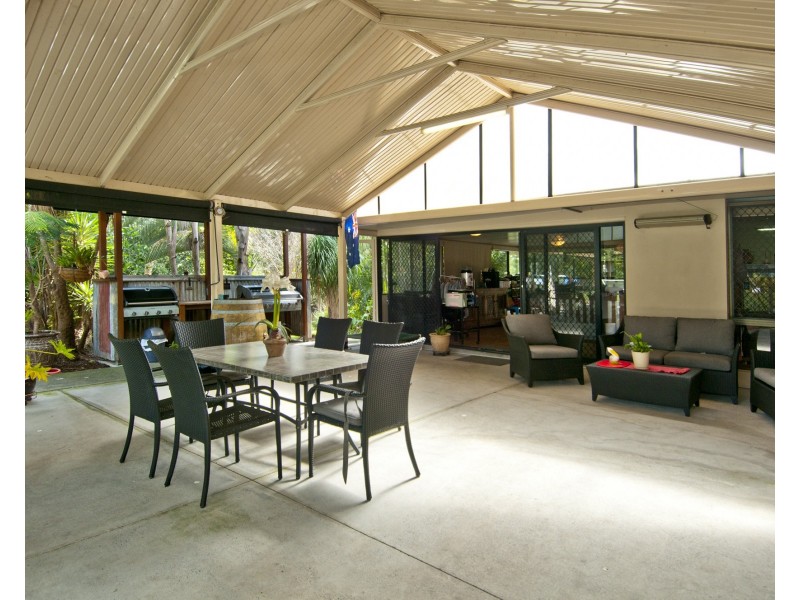 15 Richland Drive, Bannockburn QLD 4207