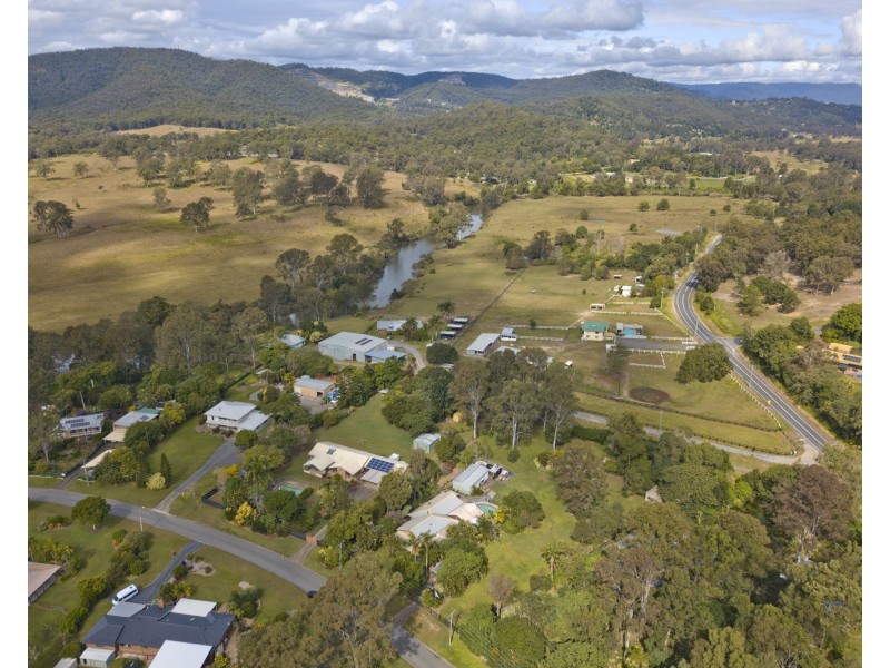 15 Richland Drive, Bannockburn QLD 4207