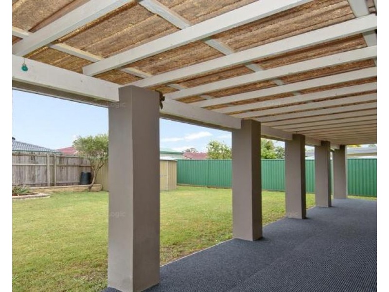 11 Vermont Crescent, Mount Warren Park QLD 4207
