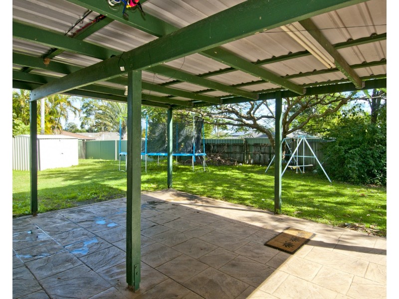 5 Paroo Court, Eagleby QLD 4207