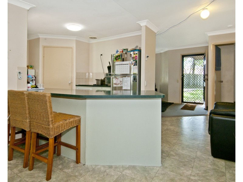 5 Paroo Court, Eagleby QLD 4207