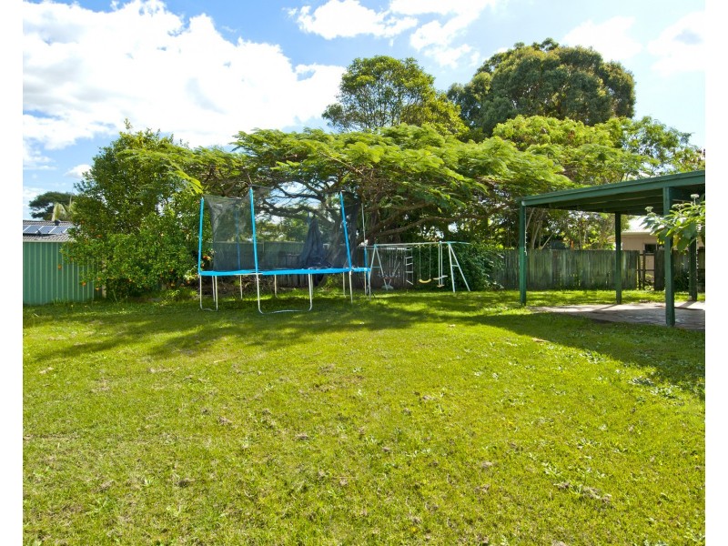 5 Paroo Court, Eagleby QLD 4207