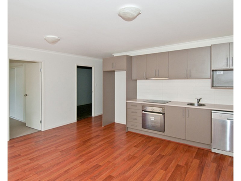 4/102 River Hills Road, Eagleby QLD 4207