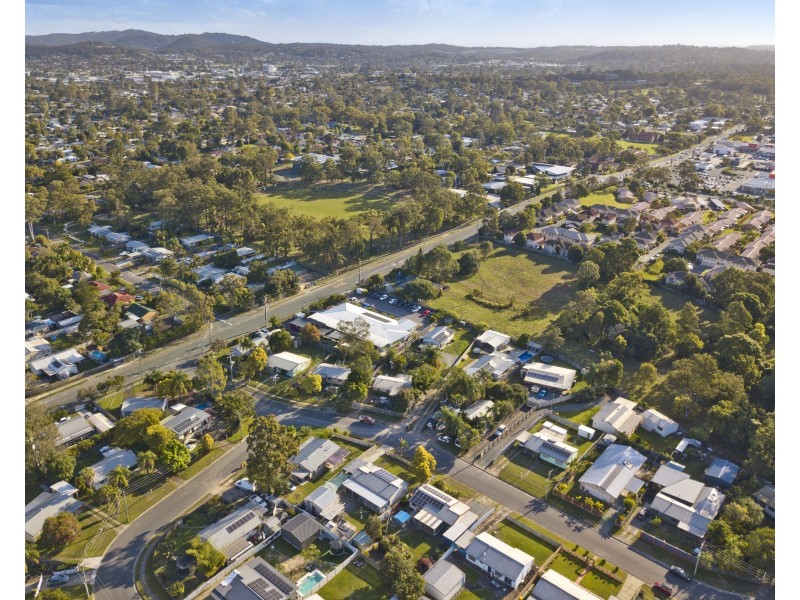 7 Olympic Court, Eagleby QLD 4207