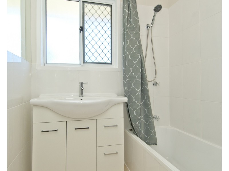 21 Stawell Court, Eagleby QLD 4207