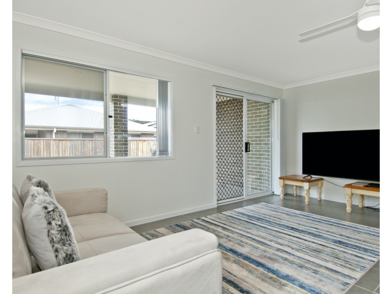 18 Macmillan Loop, Belivah QLD 4207