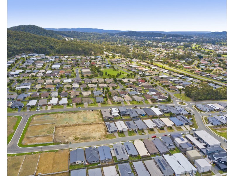 18 Macmillan Loop, Belivah QLD 4207