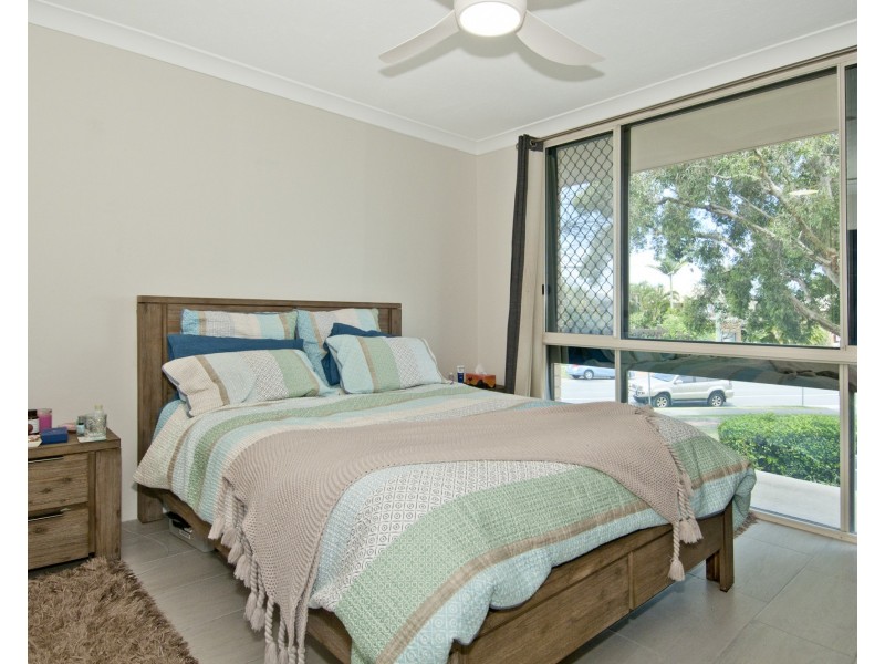 6/8 Paradise Parade, Paradise Point QLD 4216