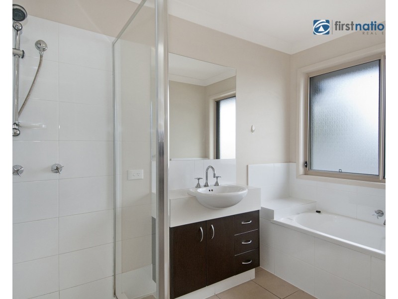 82 Woodlands Blvd, Waterford QLD 4133