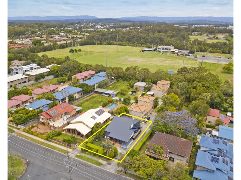 1/21 Harley Street, Labrador QLD 4215