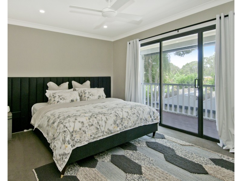 1/21 Harley Street, Labrador QLD 4215