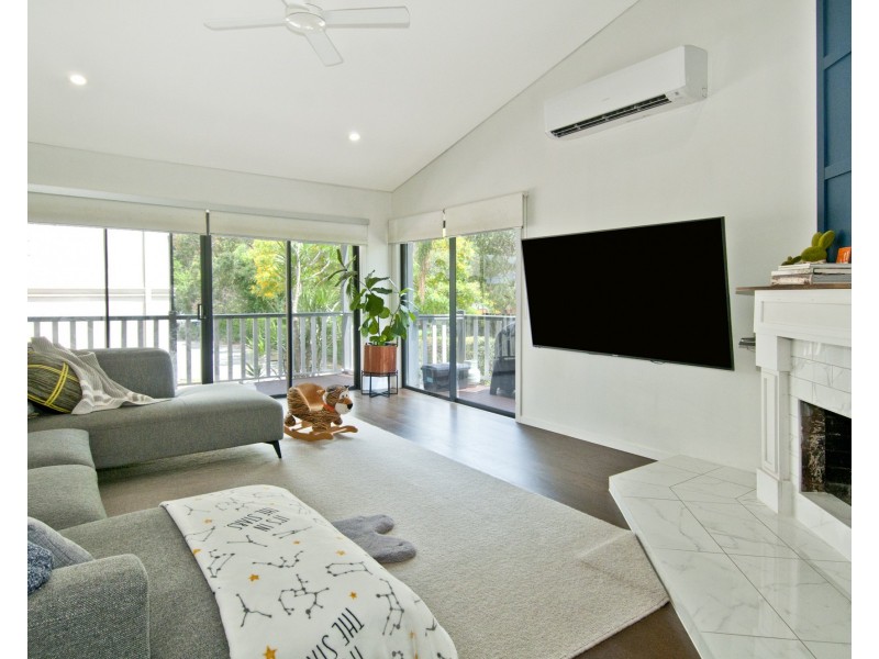 1/21 Harley Street, Labrador QLD 4215