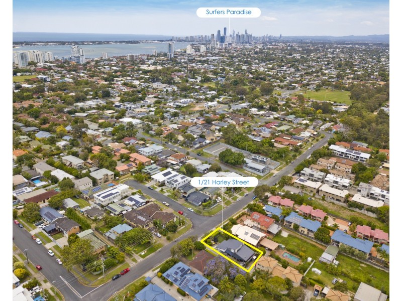 1/21 Harley Street, Labrador QLD 4215