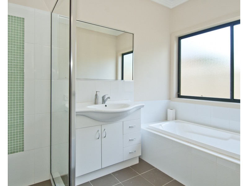9 Rivervista Court, Eagleby QLD 4207