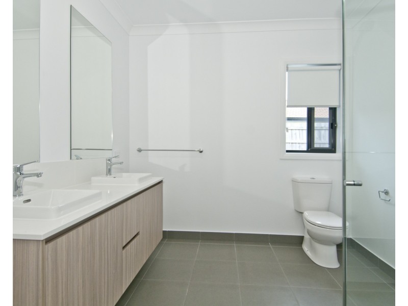 10 Starling Street, Eagleby QLD 4207