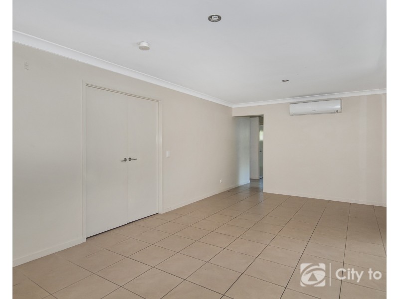 9 Goldsborough Parade, Waterford QLD 4133