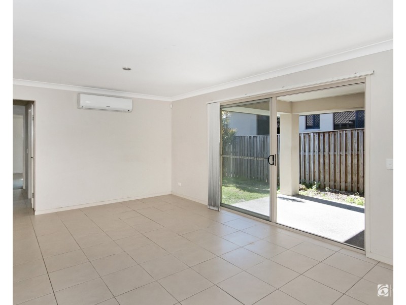 9 Goldsborough Parade, Waterford QLD 4133