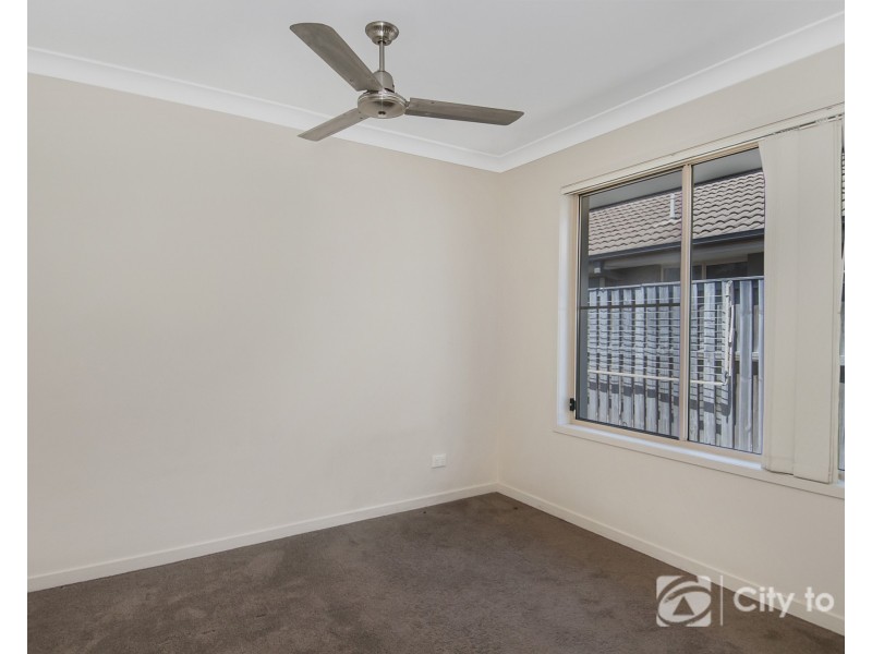 9 Goldsborough Parade, Waterford QLD 4133