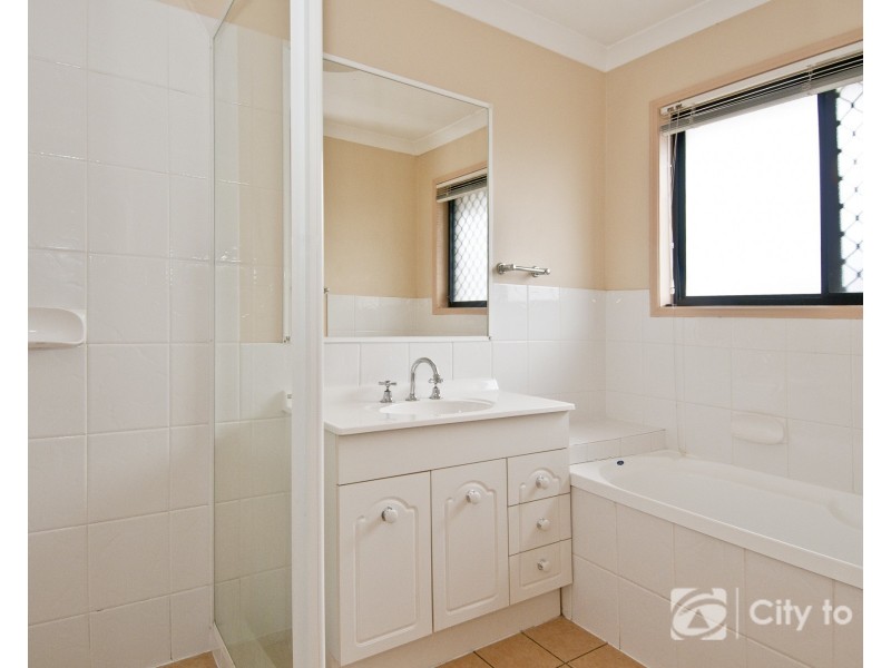 21 Faculty Circuit, Meadowbrook QLD 4131