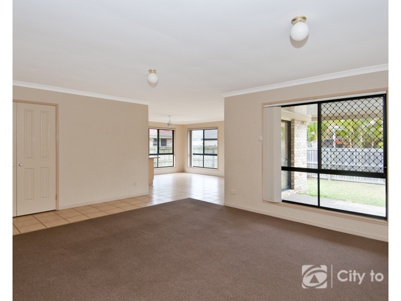 21 Faculty Circuit, Meadowbrook QLD 4131