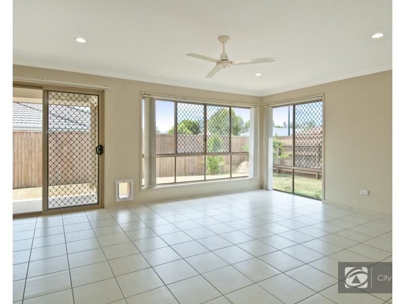 12 Starling Street, Eagleby QLD 4207