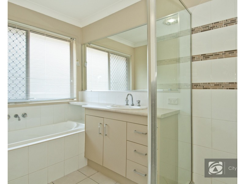12 Starling Street, Eagleby QLD 4207