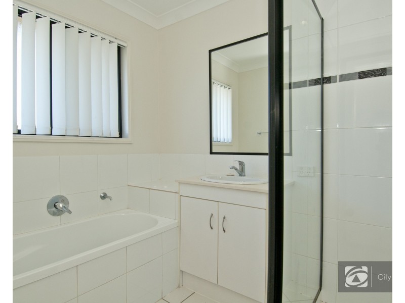 3 Moss Terrace, Pimpama QLD 4209