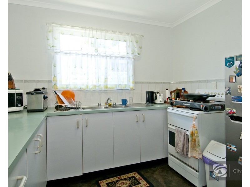 2 Fern Tree Crescent, Stapylton QLD 4207