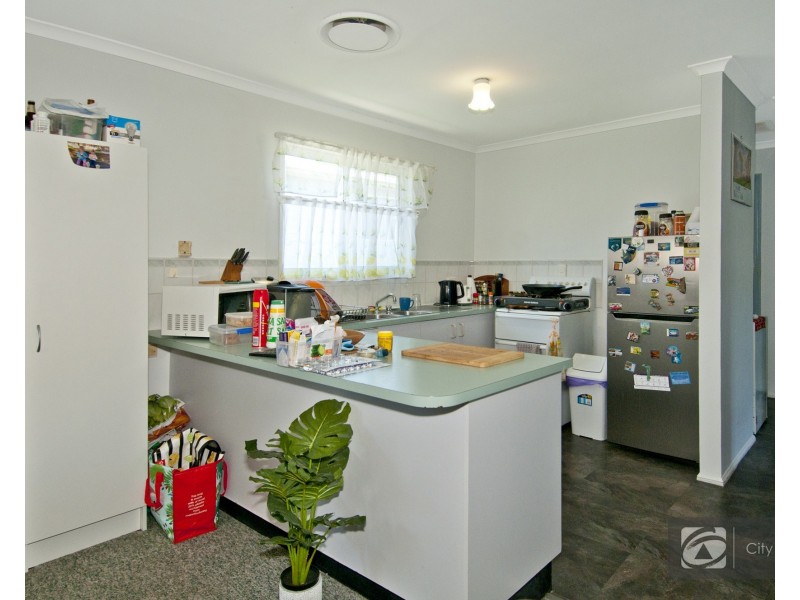 2 Fern Tree Crescent, Stapylton QLD 4207