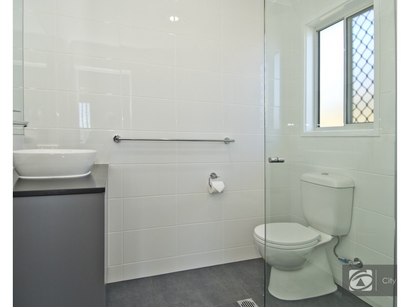14 Redzel Court, Logan Reserve QLD 4133