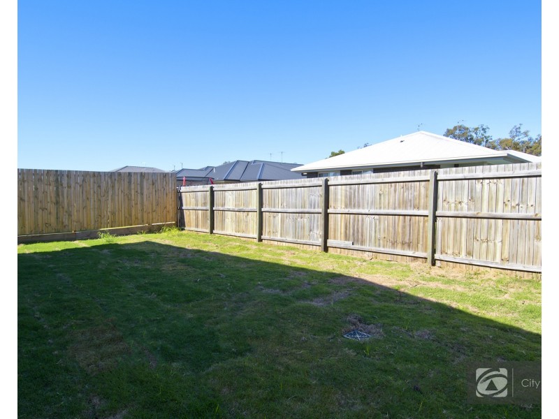 14 Redzel Court, Logan Reserve QLD 4133