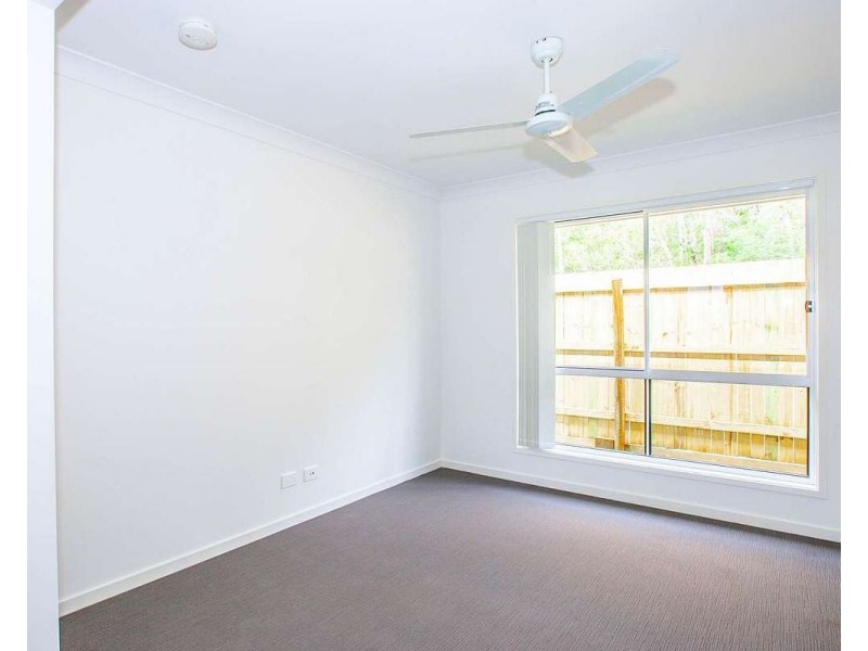 26 First Street, Holmview QLD 4207