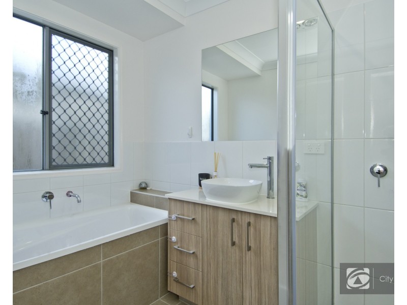 7 Allum Way, Logan Reserve QLD 4133