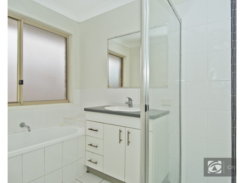 29 Waterline Crescent, Waterford QLD 4133