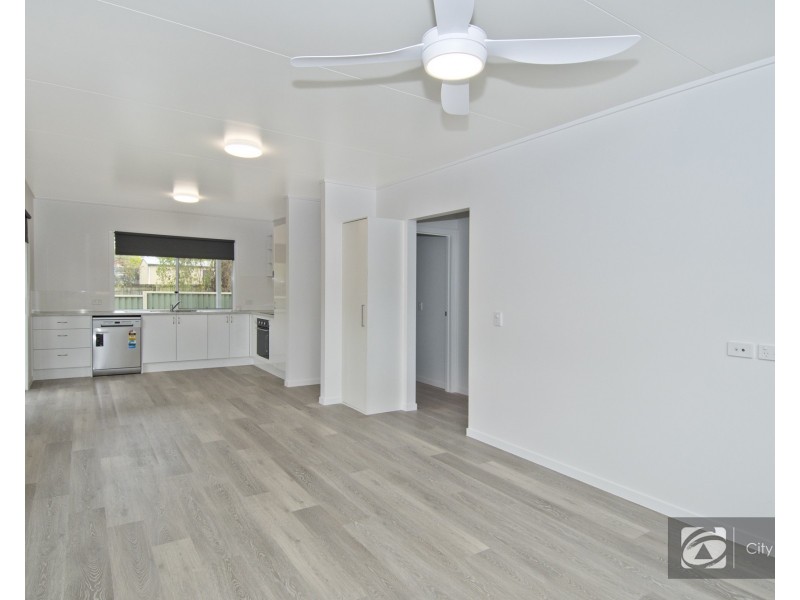 7A Sunscape Drive, Eagleby QLD 4207