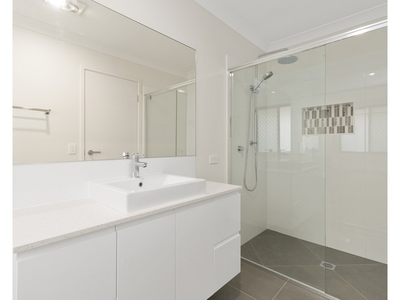 6 Reed Street, Logan Reserve QLD 4133