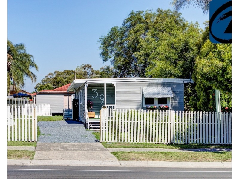 39 North Road, Woodridge QLD 4114