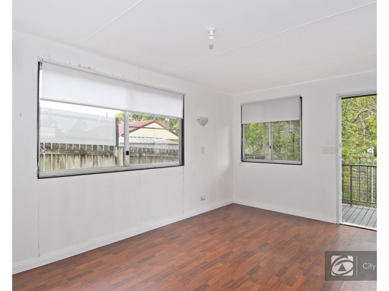 39 North Road, Woodridge QLD 4114